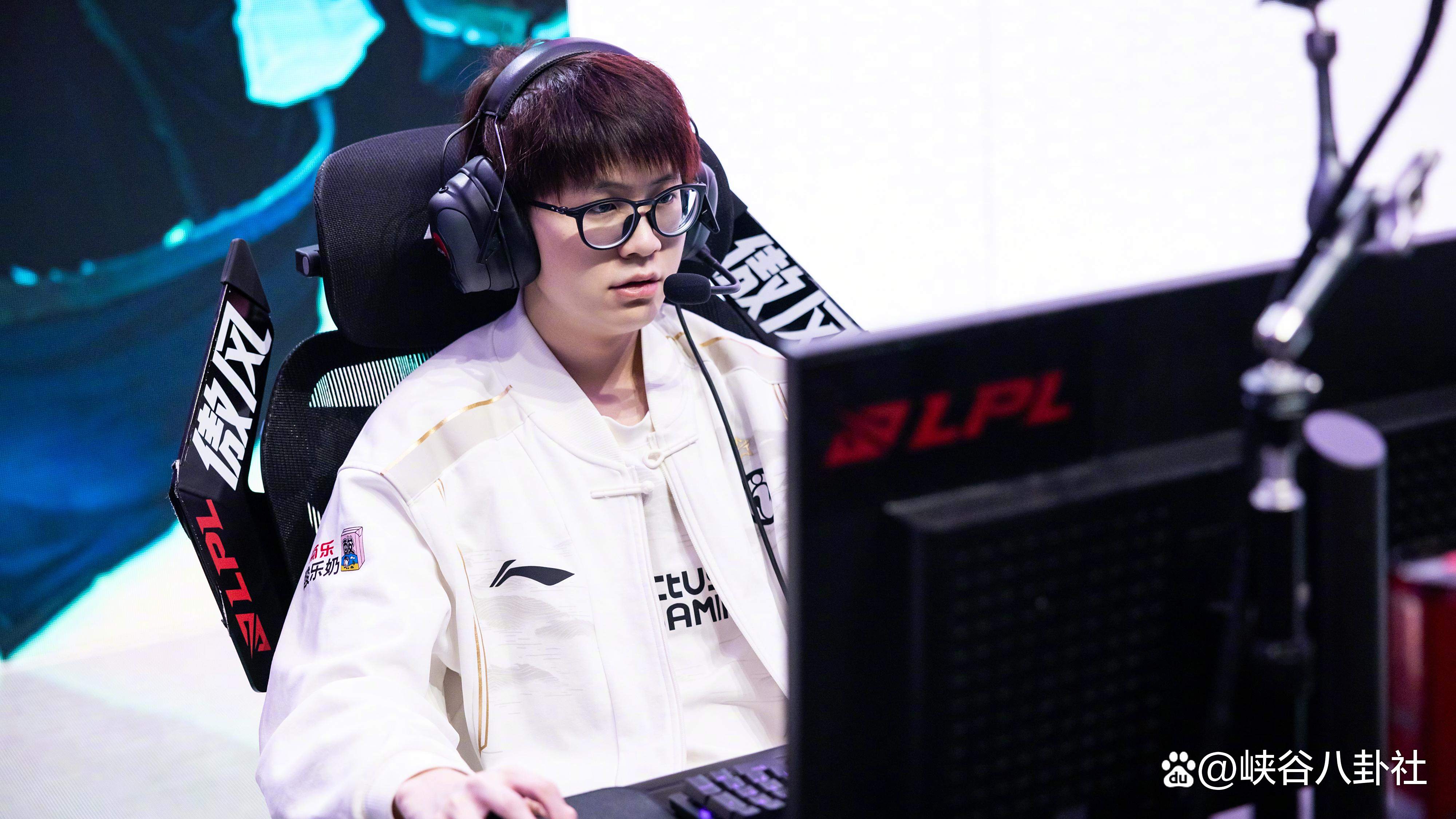 九游APP下载Rookie迎来十五赛季出色发挥，德国队观众热烈欢呼！