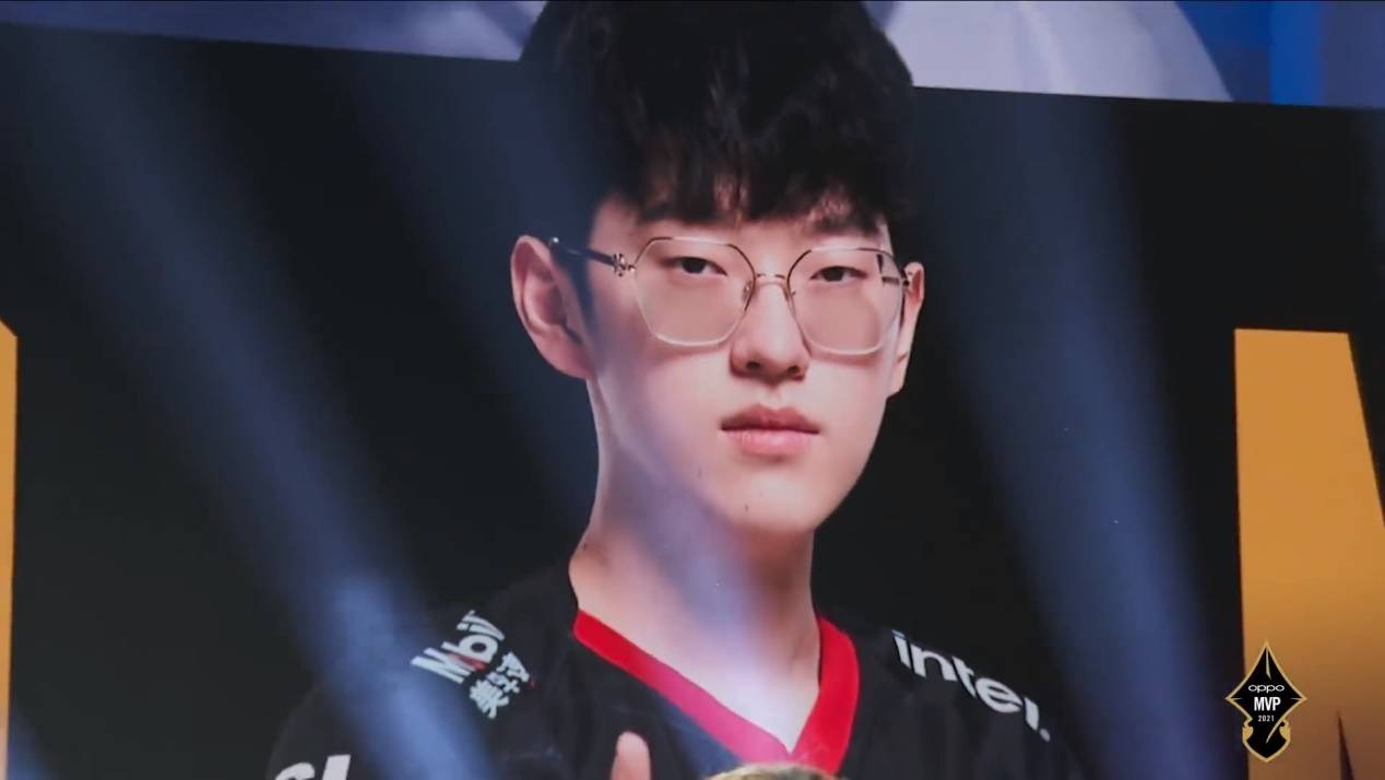 九游手机游戏下载 Scout重要时刻比赛规则变更，公牛带队取胜！再创辉煌时刻