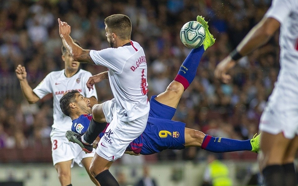 九游游戏下载包含今晚西甲焦点战，菲尼克斯太阳回应争议，底气十足，轮换策略成焦点的词条