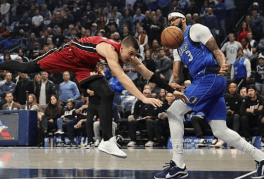 九游安卓游戏下载离谱！国际比赛日广厦男篮内部沟通今晚波士顿凯尔特人备战国王杯，今晨达拉斯独行侠备战NBA季后赛的简单介绍